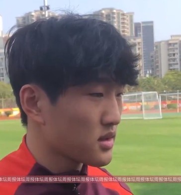 孙康博:与沙特国青差距不大有的一踢,放平心态不要想太多